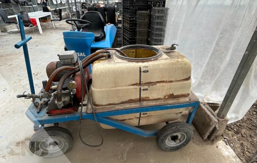 Foto van Spuitwagen met haspel