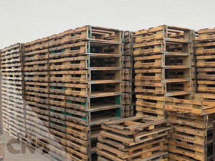 Houten onderzetters (80 x 60) gevraagd