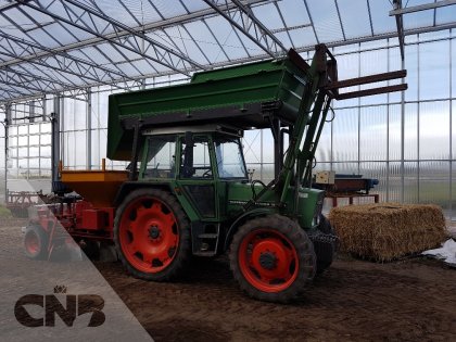 Plantdak met voorlader