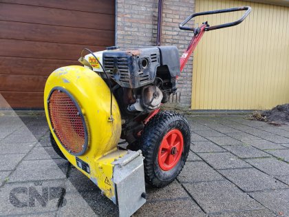 Bladblazer met Honda motor