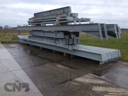 Nieuwe Staalconstructie 21,00 mtr. x 40 mtr