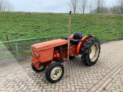 Smalspoor tractor- Renault