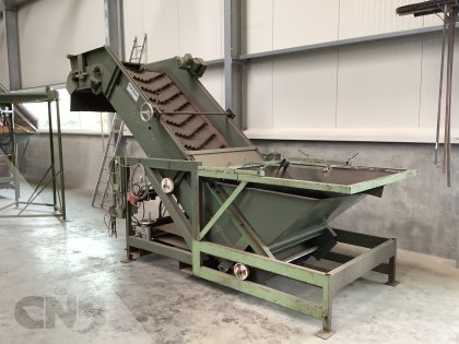 Bunker doseer elevator- Compas