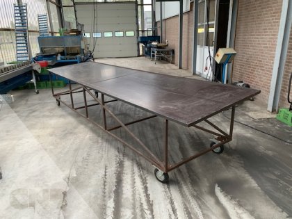 Bloementafel-Bostafel