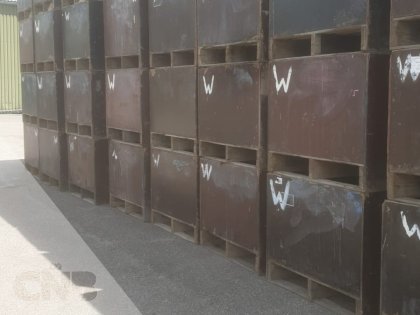 Kuubkisten1.20 x 1.20 x 100(Te Huur )