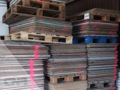 Tussenplaten voor stapelen euro pallets