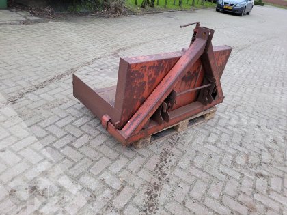 Grondbak 1.5 mtr Hekamp
