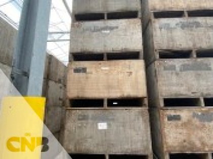 Kuubskisten 150 x 120 x 92 te huur