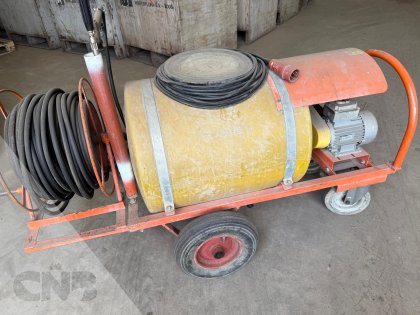 Spuitwagen-Douven