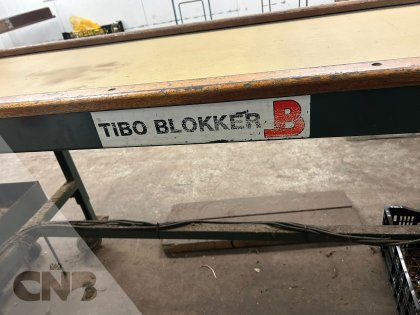 Leesband met aanvoerband