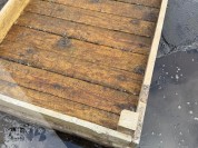 Foto van Houten broeibakken