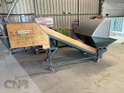 Foto van Opvoerelevator met poetser-Tibo