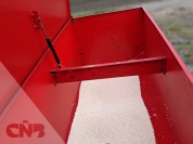 Foto van Hydraulisch aangedreven rijenstrooier
