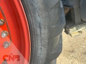 Foto van Claas- ARES 547 ATZ met Kubota spuit
