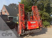 Foto van Claas- ARES 547 ATZ met Kubota spuit