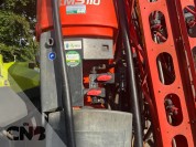Foto van Claas- ARES 547 ATZ met Kubota spuit