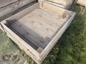 Foto van Houten broeibakken